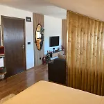 студио за гости петрови