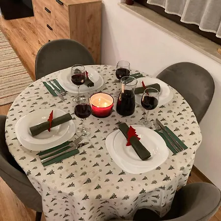 студио за гости петрови アパート