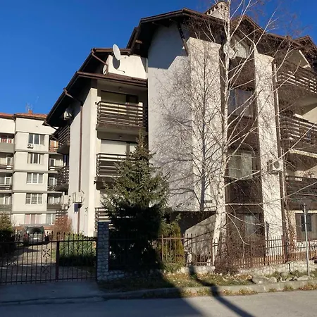 студио за гости петрови アパート